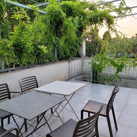 Appartement Cecile - Campagne Avec Piscine Commune - Eyragues Zewnętrze zdjęcie